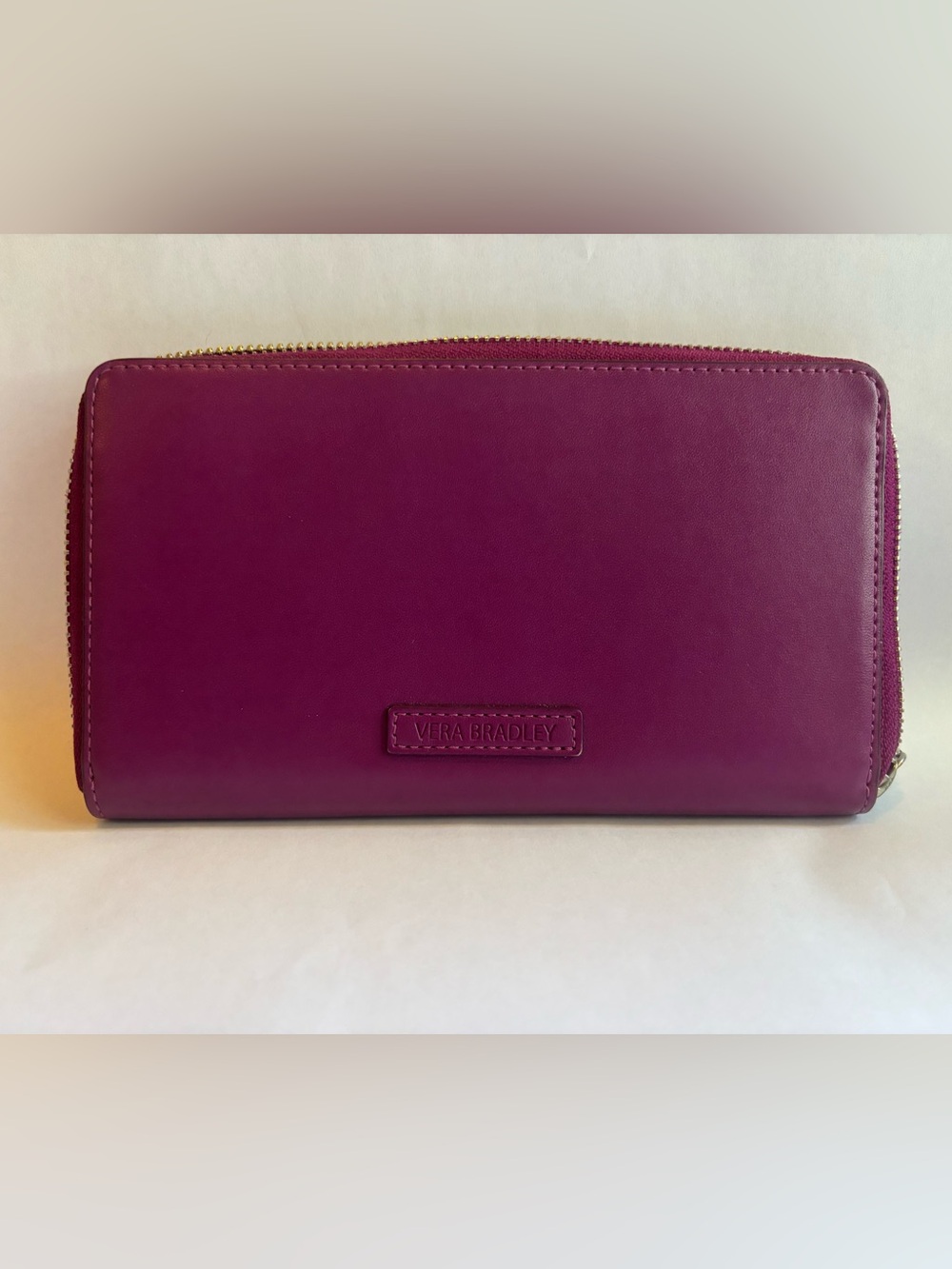 Vera Bradley purple/Magenta Zip Wallet - Picture 1 of 11